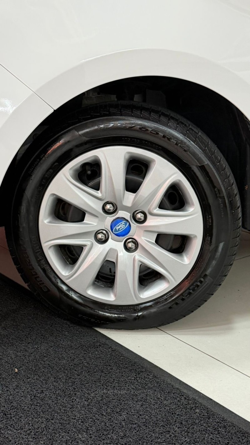 KA 1.0 SE PLUS 12V FLEX 4P MANUAL - 2018 - SANTA CRUZ DO SUL