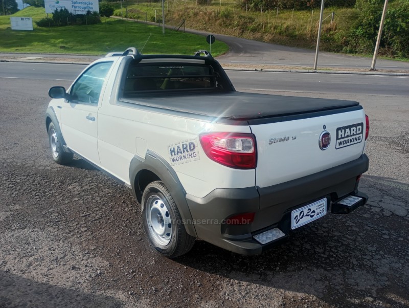 STRADA 1.4 MPI HARD WORKING CS 8V FLEX 2P MANUAL - 2015 - FARROUPILHA