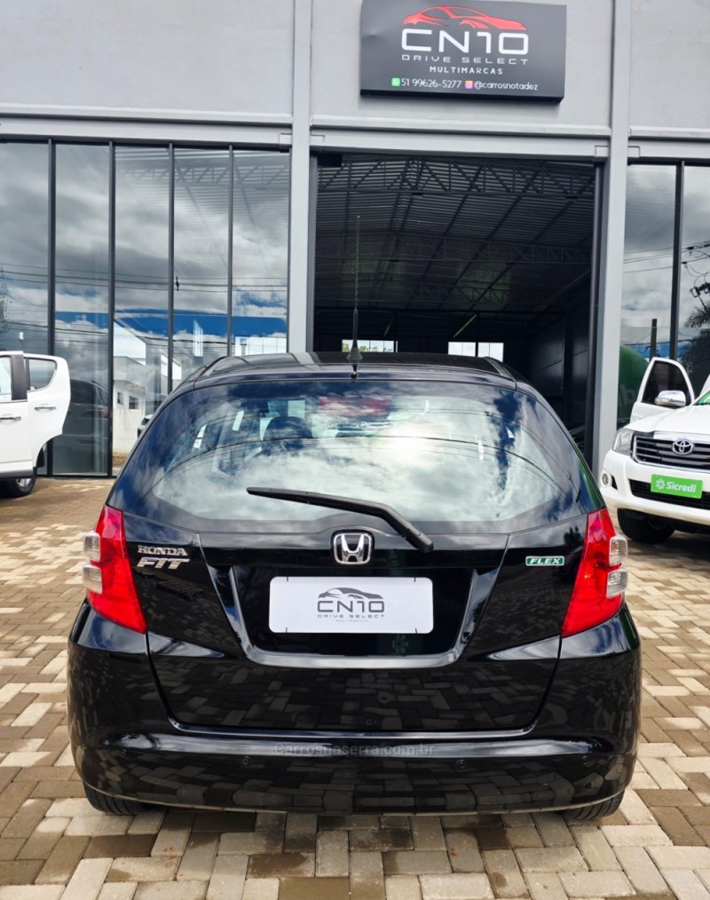 FIT 1.4 LXL 8V FLEX 4P MANUAL - 2012 - LAJEADO