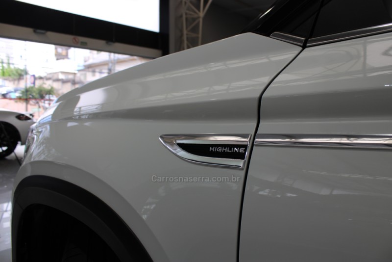 TAOS 1.4 16V HIGHLINE TSI FLEX 4P AUTOMÁTICO - 2024 - CAXIAS DO SUL