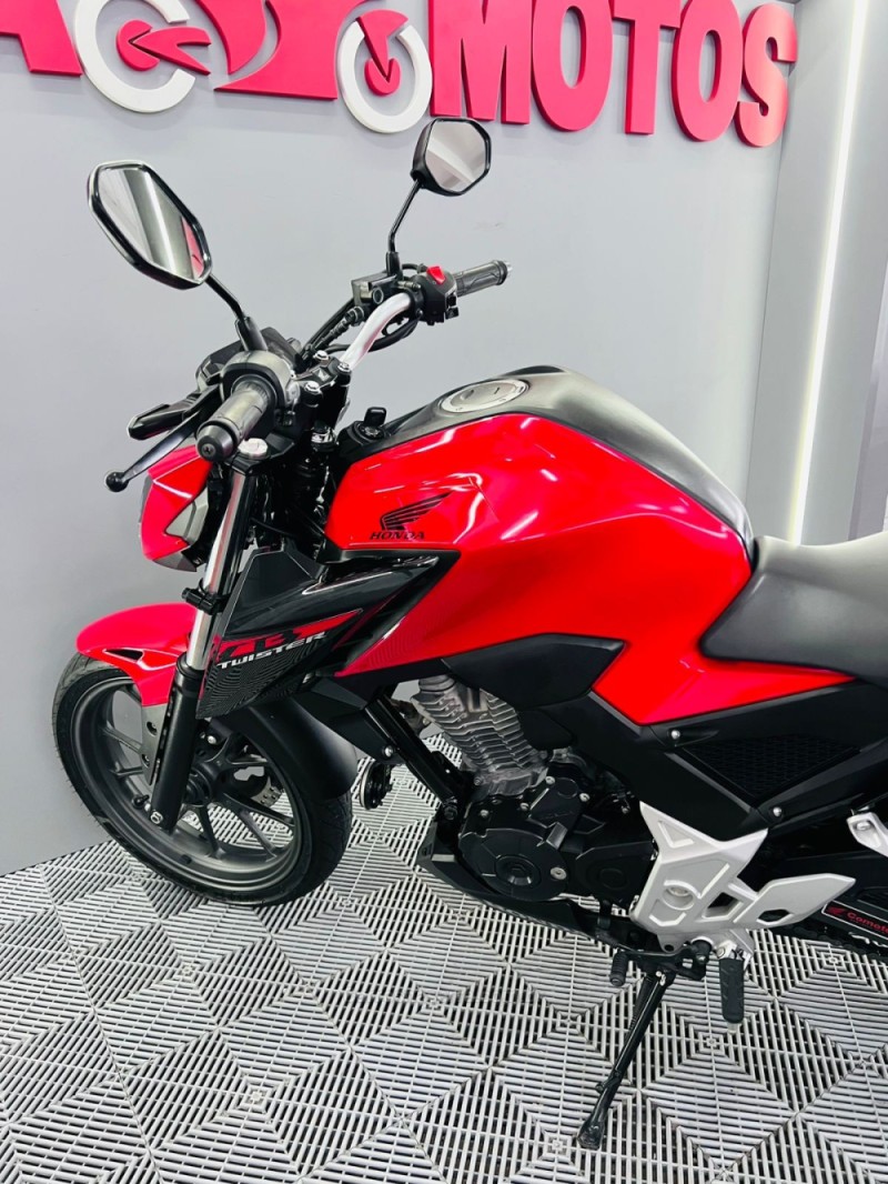 CB 300F TWISTER ABS - 2023 - CAMPO BOM