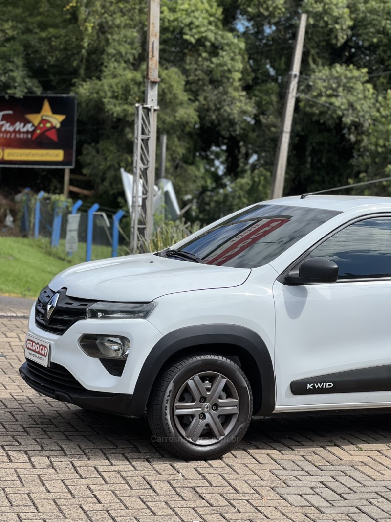 KWID 1.0 12V SCE FLEX ZEN MANUAL - 2024 - CAMPO BOM