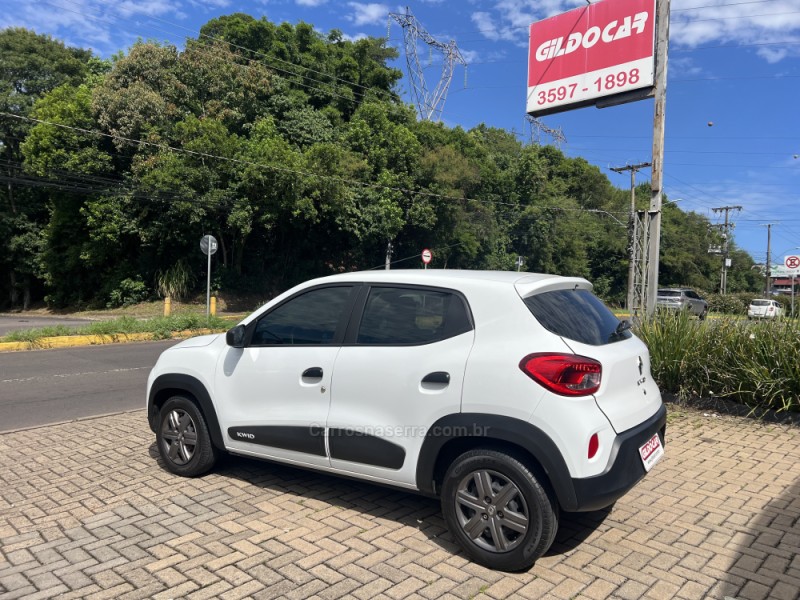 KWID 1.0 12V SCE FLEX ZEN MANUAL - 2024 - CAMPO BOM