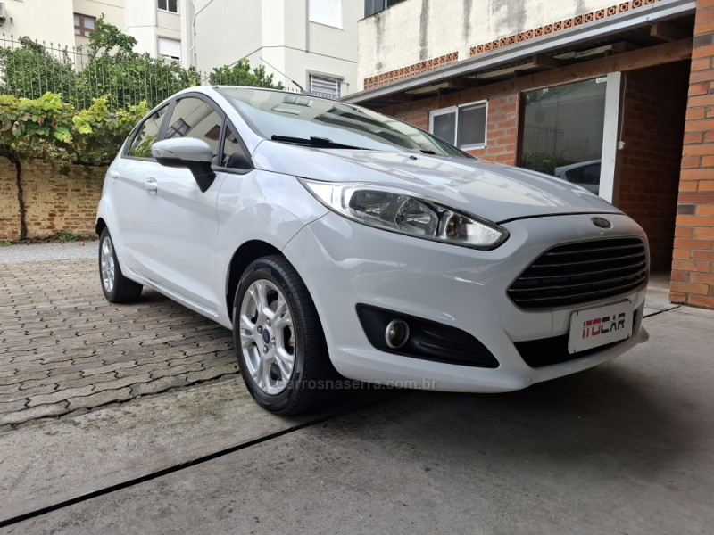 fiesta 1.6 se hatch 16v flex 4p manual 2015 garibaldi