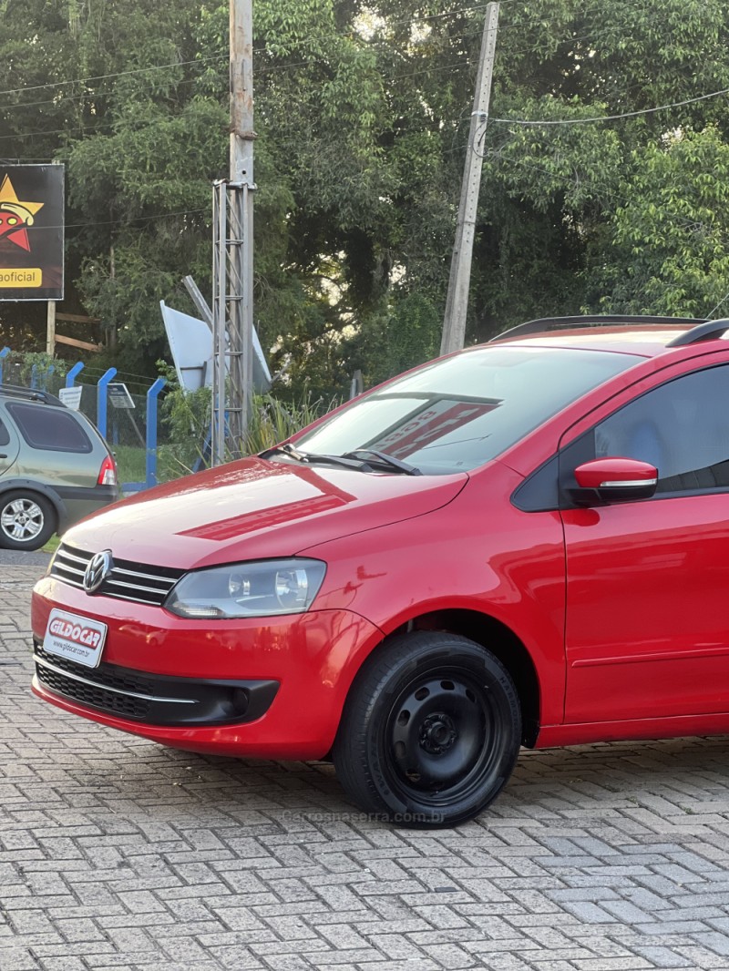 SPACEFOX 1.6 MI 8V FLEX 4P MANUAL - 2011 - CAMPO BOM