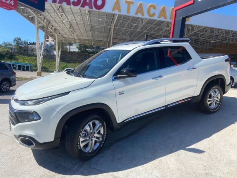 TORO 2.0 16V TURBO DIESEL VOLCANO 4WD AUTOMÁTICO - 2017 - CAXIAS DO SUL