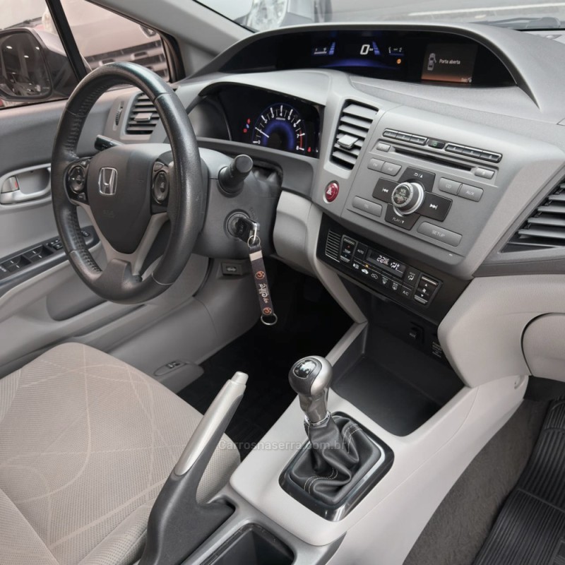 CIVIC 1.8 LXS 16V FLEX 4P MANUAL - 2014 - FLORES DA CUNHA