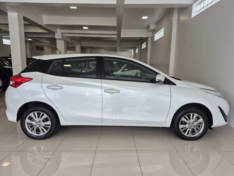 YARIS 1.5 XL PLUS CONNECT 16V FLEX 4P AUTOMÁTICO - 2022 - BENTO GONçALVES