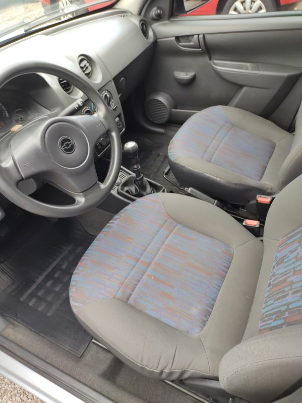 CELTA 1.0 MPFI LIFE 8V FLEX 4P MANUAL - 2009 - VALE REAL