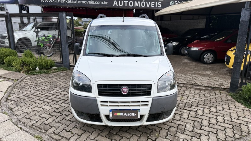 DOBLÓ 1.8 MPI ESSENCE 16V FLEX 7P MANUAL - 2021 - NOVA PETRóPOLIS