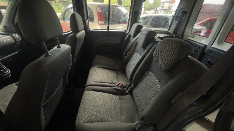 DOBLÓ 1.8 MPI ESSENCE 16V FLEX 7P MANUAL - 2021 - NOVA PETRóPOLIS