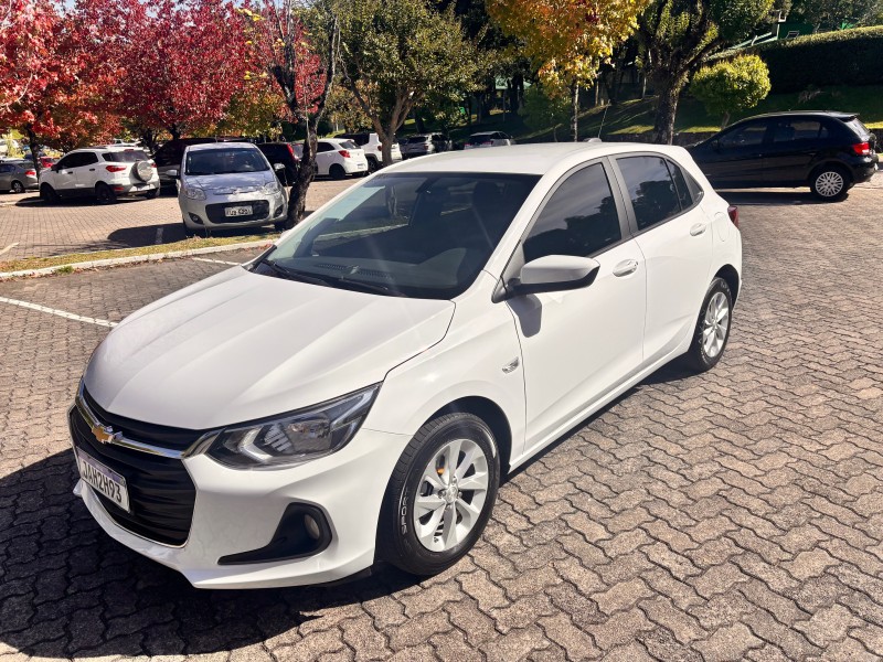 ONIX 1.0 LTZ 12V TURBO FLEX 4P AUTOMÁTICO - 2020 - CAXIAS DO SUL