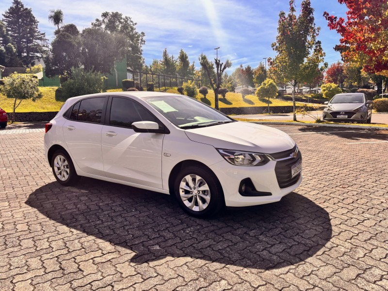 ONIX 1.0 LTZ 12V TURBO FLEX 4P AUTOMÁTICO - 2020 - CAXIAS DO SUL