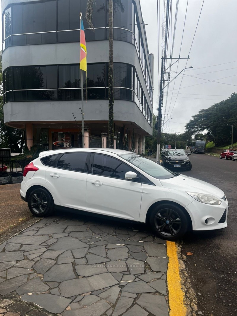 FOCUS 1.6 S 16V FLEX 4P AUTOMÁTICO - 2015 - CARLOS BARBOSA