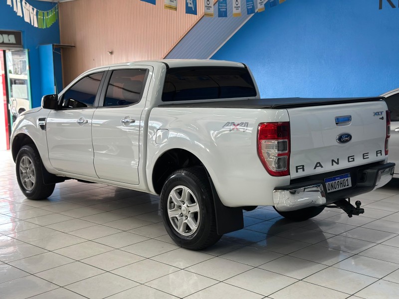 RANGER 3.2 XLT 4X4 CD 20V DIESEL 4P AUTOMÁTICO - 2014 - CAXIAS DO SUL