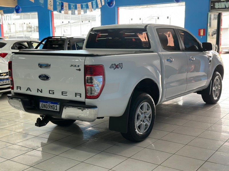 RANGER 3.2 XLT 4X4 CD 20V DIESEL 4P AUTOMÁTICO - 2014 - CAXIAS DO SUL