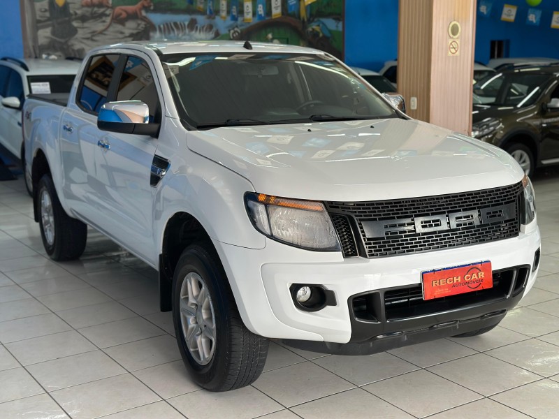 ranger 3.2 xlt 4x4 cd 20v diesel 4p automatico 2014 caxias do sul