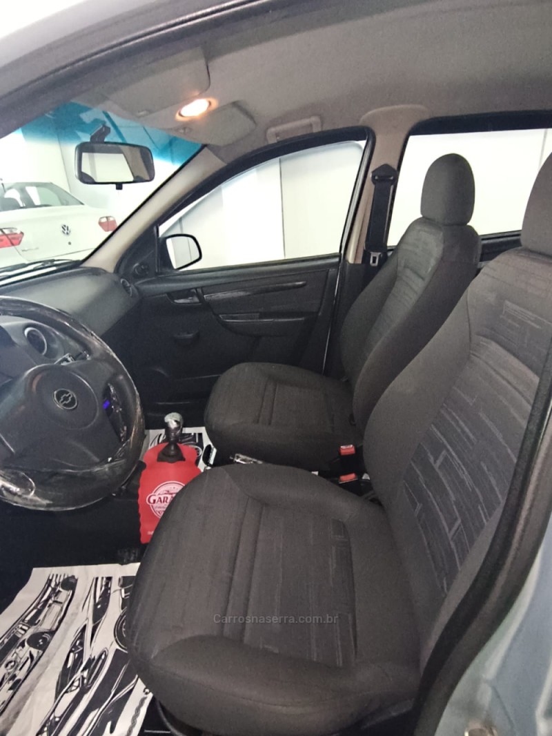 PRISMA 1.0 MPFI VHCE MAXX 8V FLEX 4P MANUAL - 2010 - NOVA PETRóPOLIS