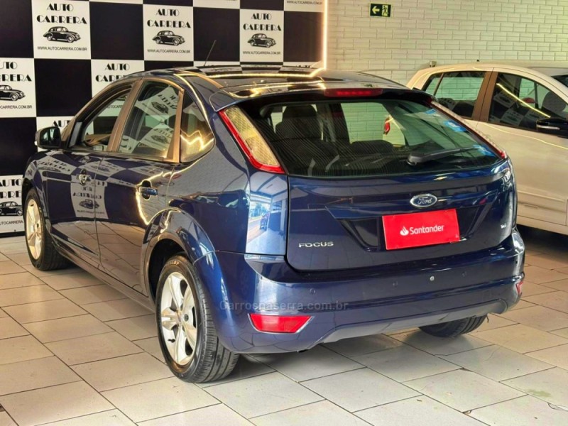 FOCUS 1.6 SE PLUS 16V FLEX 4P MANUAL - 2011 - NOVO HAMBURGO