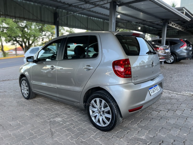 FOX 1.6 MI 8V FLEX 4P MANUAL - 2013 - BOM PRINCíPIO