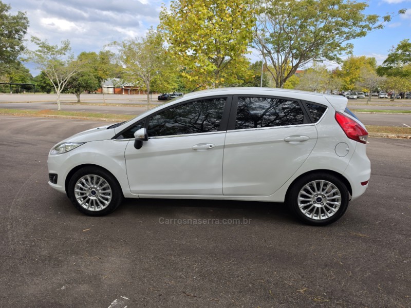 FIESTA 1.6 TITANIUM HATCH 16V FLEX 4P AUTOMÁTICO - 2014 - BENTO GONçALVES
