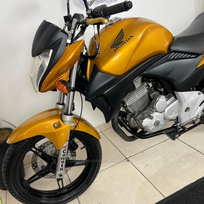 CB 300R  - 2010 - CAXIAS DO SUL
