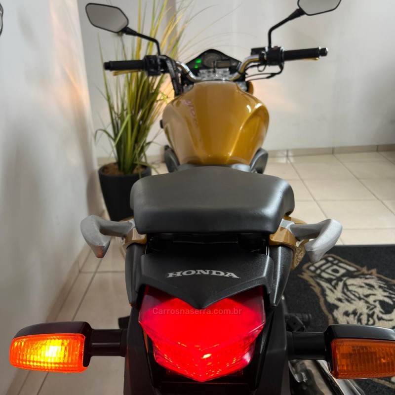 CB 300R  - 2010 - CAXIAS DO SUL