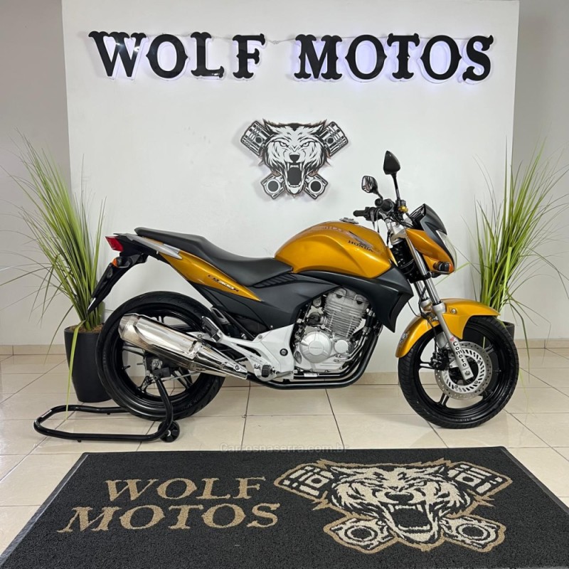 CB 300R  - 2010 - CAXIAS DO SUL
