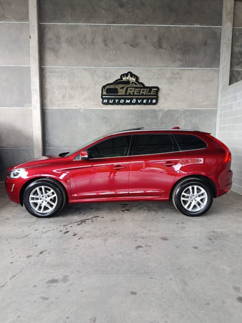 XC60 2.0 T5 MOMENTUM GASOLINA 4P AUTOMÁTICO - 2017 - VALE REAL