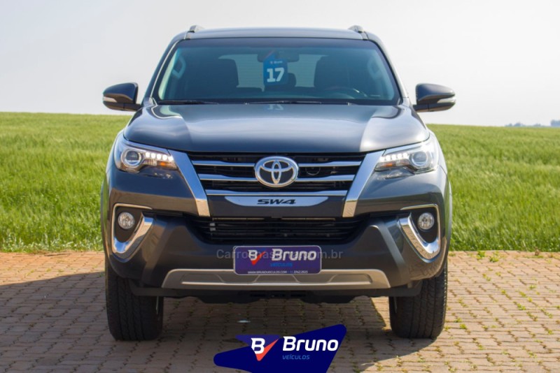 HILUX SW4 2.8 SRX 4X4 16V TURBO INTERCOOLER DIESEL 4P AUTOMÁTICO - 2017 - PALMEIRA DAS MISSõES