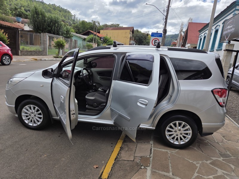 SPIN 1.8 LT 8V FLEX 4P MANUAL - 2014 - PICADA CAFé