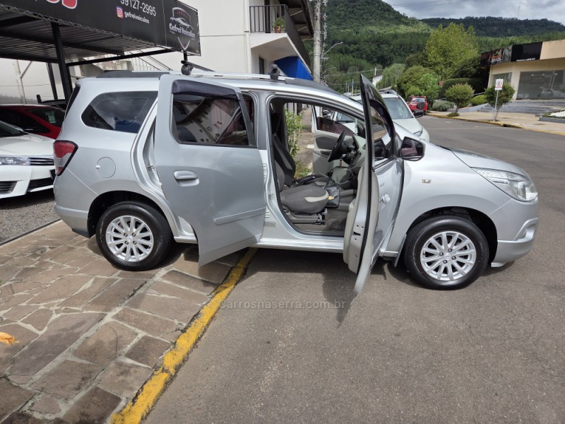 SPIN 1.8 LT 8V FLEX 4P MANUAL - 2014 - PICADA CAFé