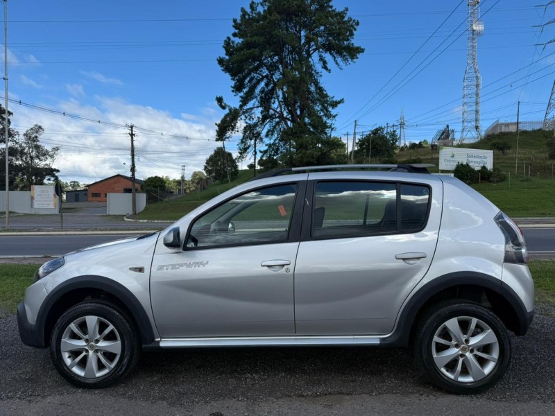 SANDERO 1.6 STEPWAY 8V FLEX 4P MANUAL - 2013 - FARROUPILHA