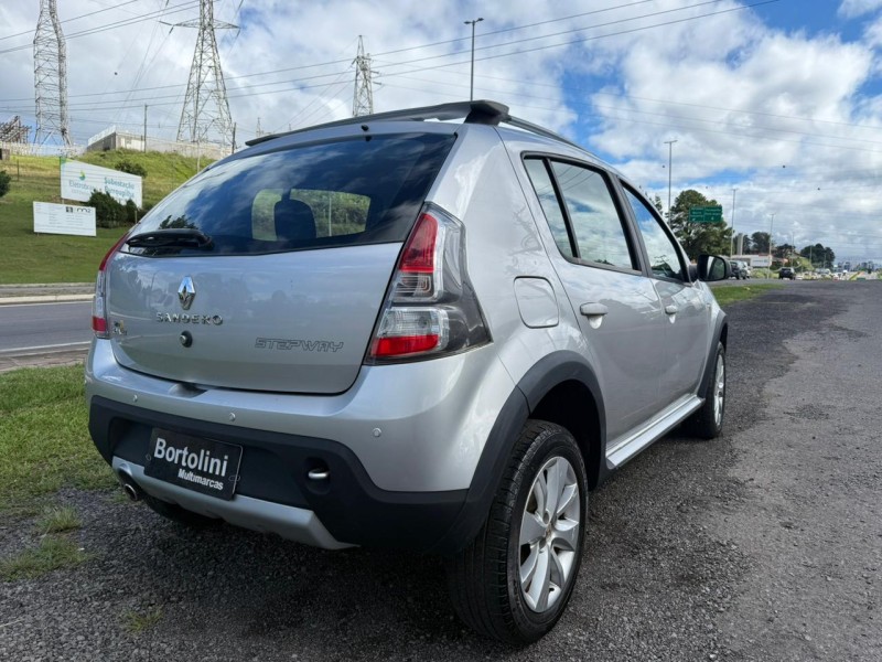SANDERO 1.6 STEPWAY 8V FLEX 4P MANUAL - 2013 - FARROUPILHA