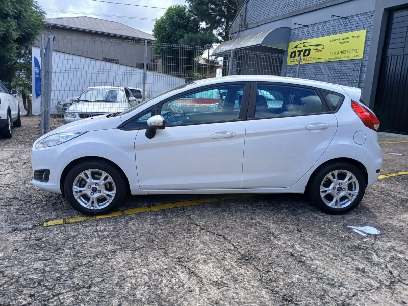 FIESTA 1.6 SE HATCH 16V FLEX 4P MANUAL - 2014 - FARROUPILHA