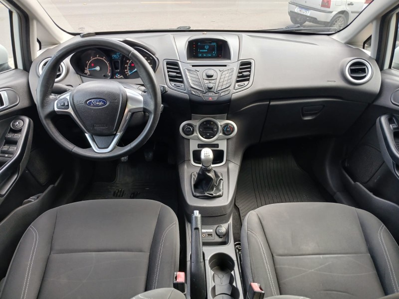 FIESTA 1.6 SE HATCH 16V FLEX 4P MANUAL - 2014 - FARROUPILHA