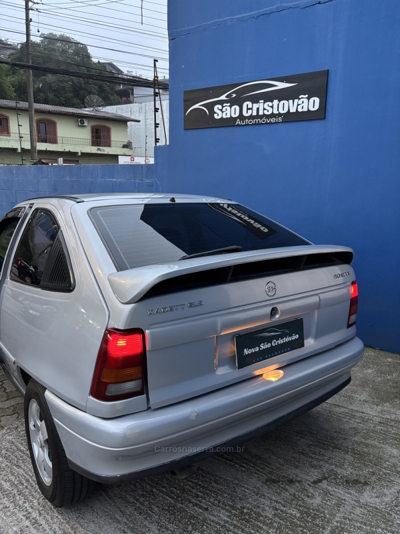 KADETT 2.0 MPFI GLS 8V GASOLINA 2P MANUAL - 1998 - CAXIAS DO SUL