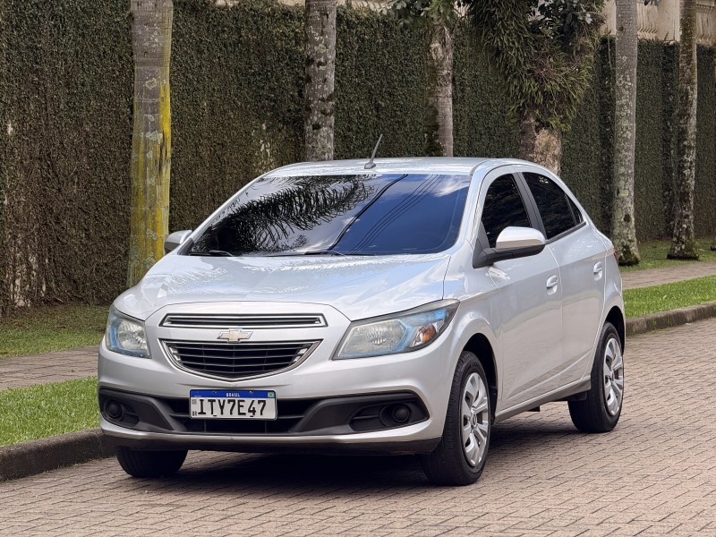 ONIX 1.4 MPFI LT 8V FLEX 4P MANUAL - 2013 - CAXIAS DO SUL