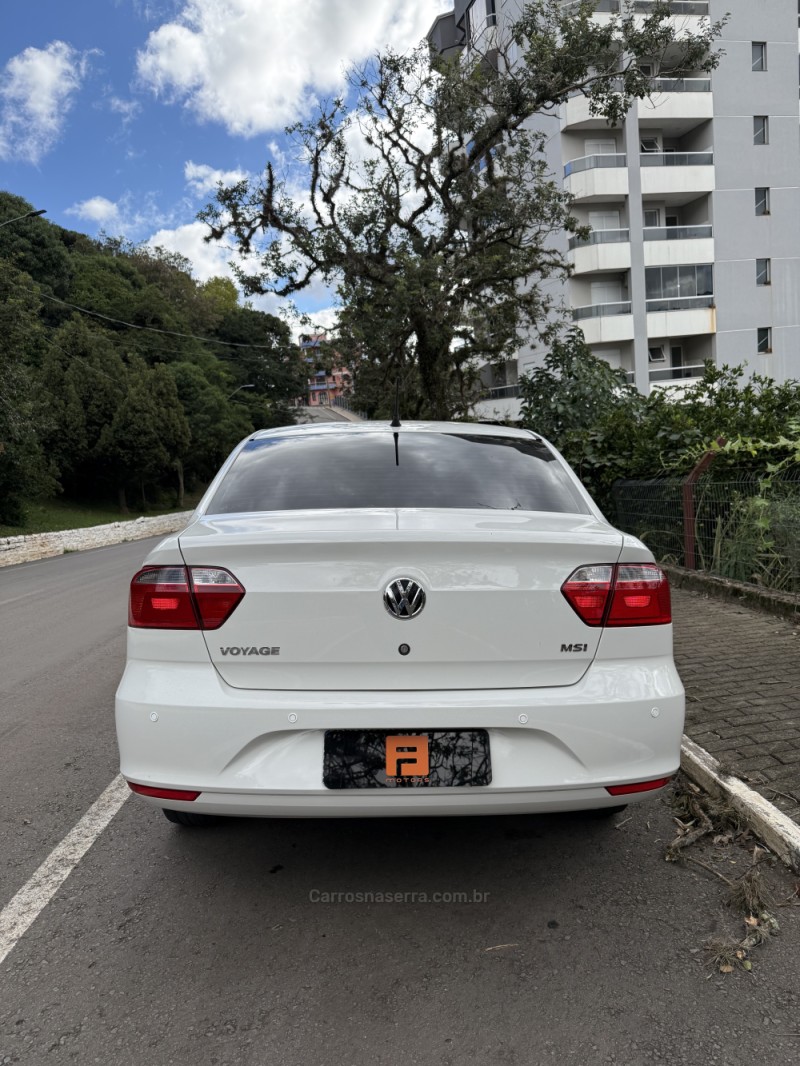 VOYAGE 1.6 MSI TOTALFLEX 8V 4P MANUAL - 2016 - NOVA ARAçá