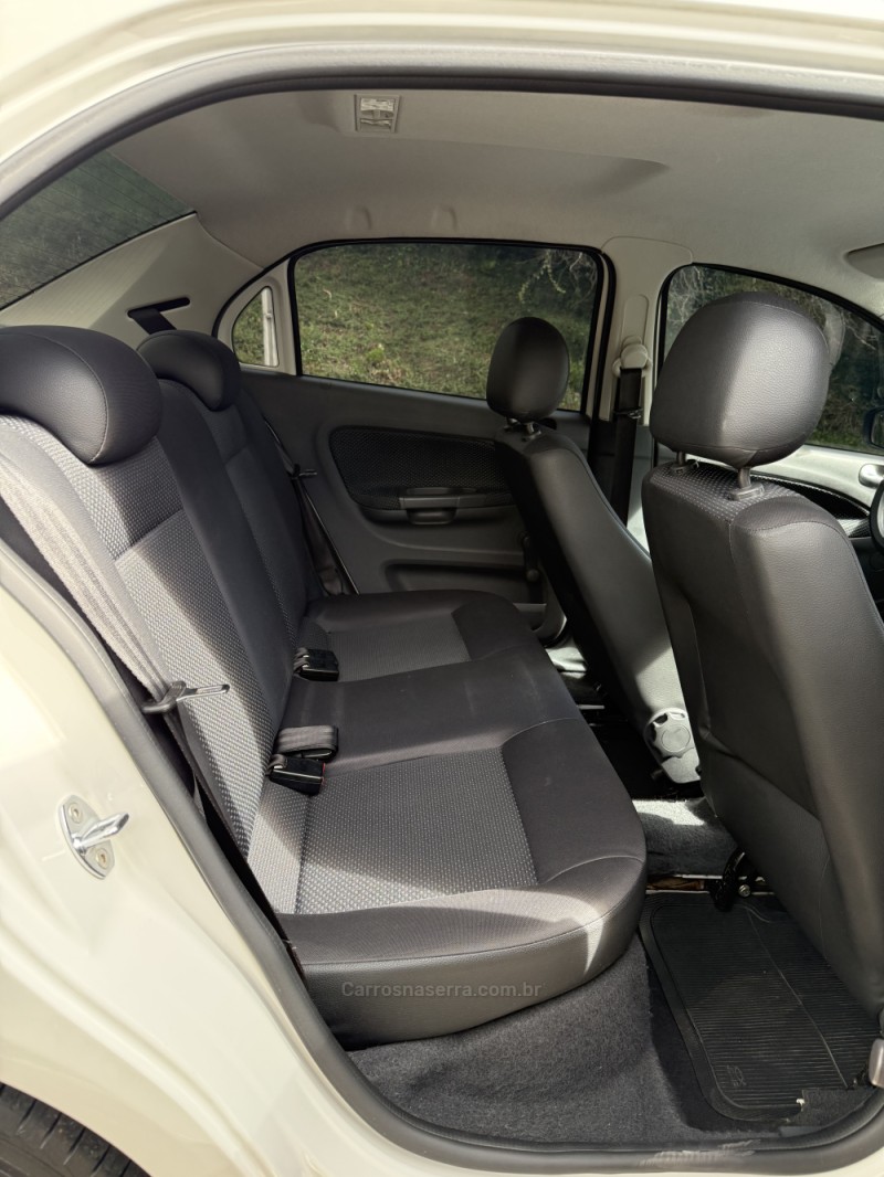 VOYAGE 1.6 MSI TOTALFLEX 8V 4P MANUAL - 2016 - NOVA ARAçá