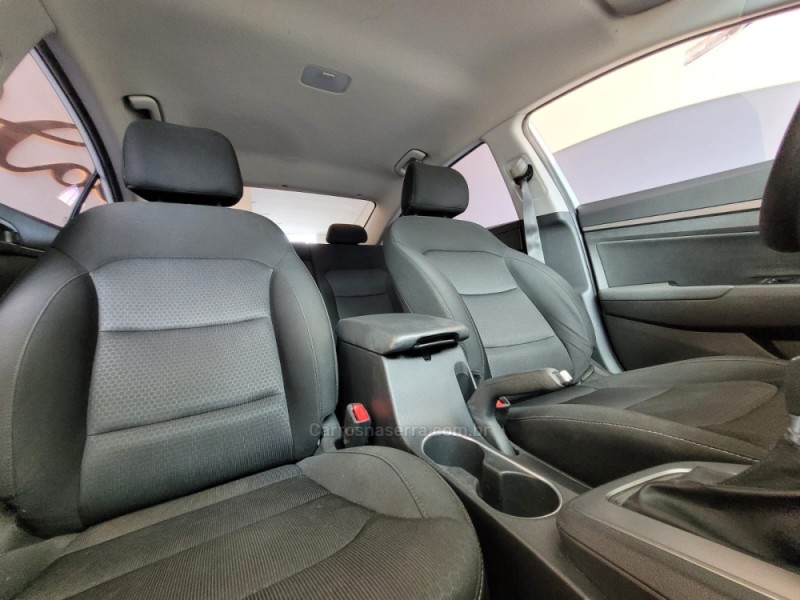 ELANTRA 2.0 16V FLEX 4P AUTOMÁTICO - 2017 - CANELA