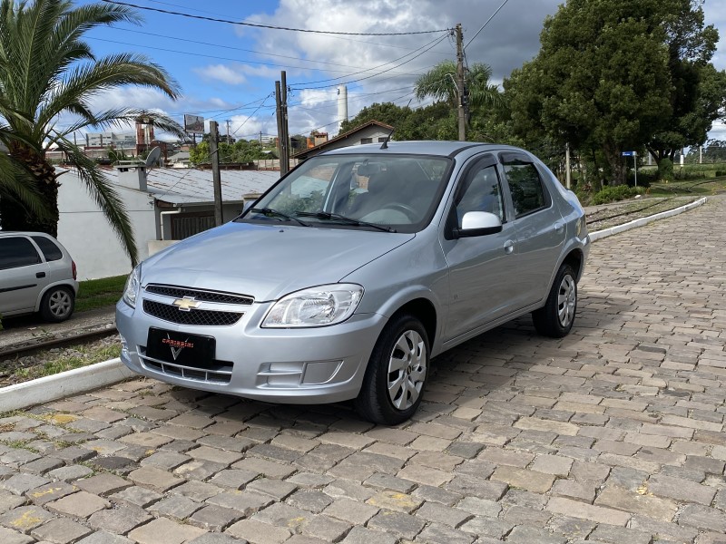 PRISMA 1.4 MPFI LT 8V FLEX 4P MANUAL - 2012 - CARLOS BARBOSA