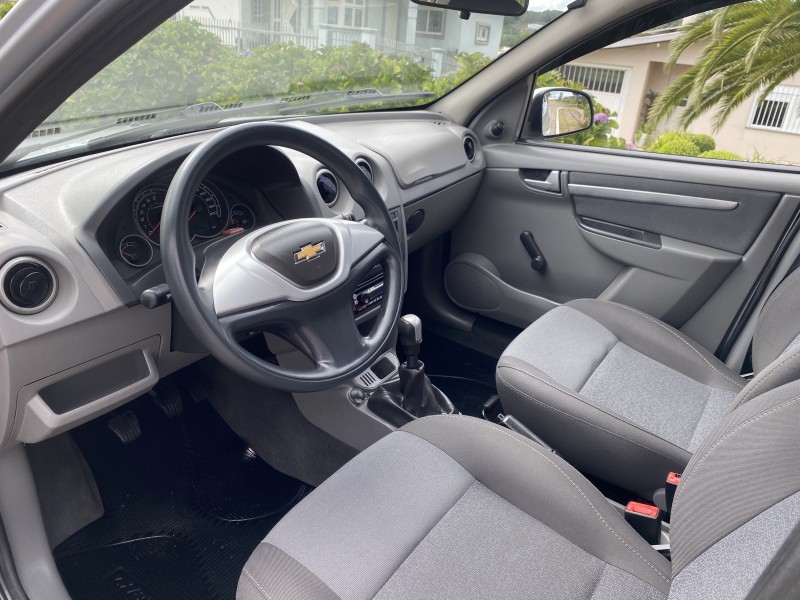 PRISMA 1.4 MPFI LT 8V FLEX 4P MANUAL - 2012 - CARLOS BARBOSA