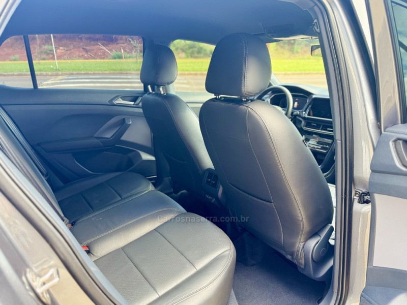 T-CROSS 1.0 COMFORTLINE TSI FLEX 4P AUTOMÁTICO - 2022 - LAJEADO
