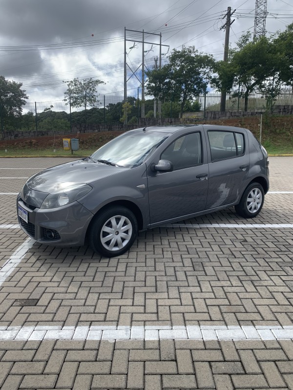 SANDERO 1.6 EXPRESSION 8V FLEX 4P MANUAL - 2014 - CAXIAS DO SUL