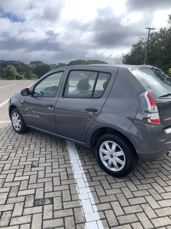 SANDERO 1.6 EXPRESSION 8V FLEX 4P MANUAL - 2014 - CAXIAS DO SUL