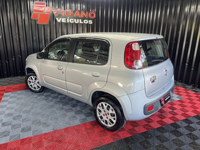 UNO 1.0 VIVACE 8V FLEX 4P MANUAL - 2014 - CAXIAS DO SUL