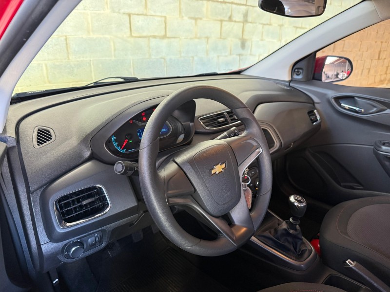 ONIX 1.4 MPFI LT 8V FLEX 4P MANUAL - 2015 - CAXIAS DO SUL