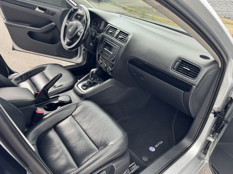 JETTA 2.0 COMFORTLINE FLEX 4P TIPTRONIC - 2013 - CAXIAS DO SUL