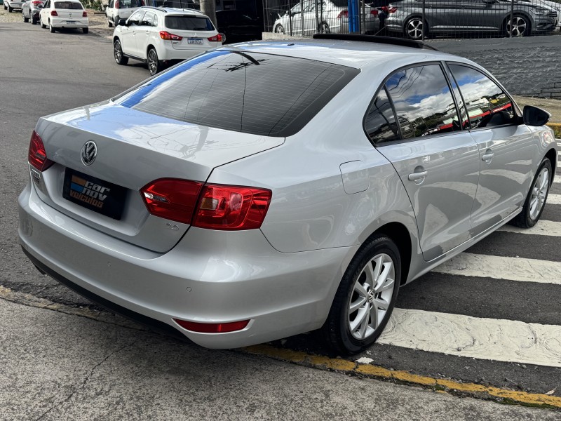 JETTA 2.0 COMFORTLINE FLEX 4P TIPTRONIC - 2013 - CAXIAS DO SUL